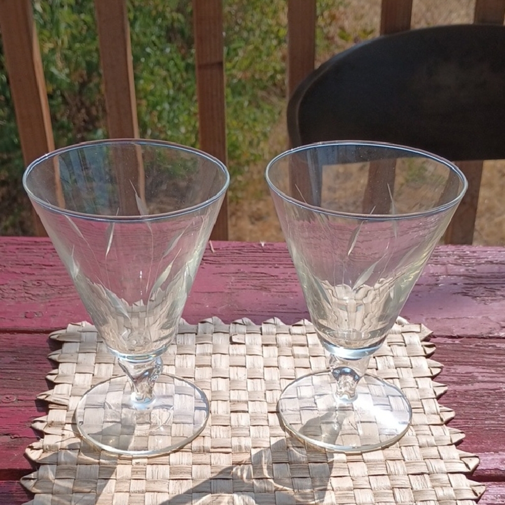 Vintage Libby Simplicity Etched Clear Glass Goblets